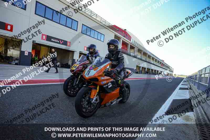 cadwell no limits trackday;cadwell park;cadwell park photographs;cadwell trackday photographs;enduro digital images;event digital images;eventdigitalimages;navarra;no limits trackdays;peter wileman photography;racing digital images;trackday digital images;trackday photos